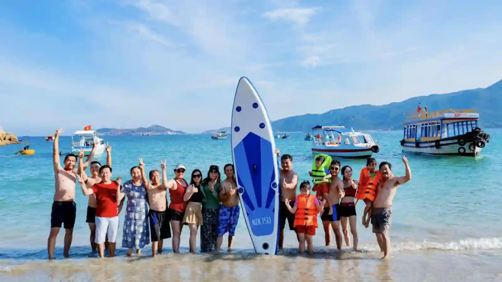 Tour Bình Hưng trong ngày