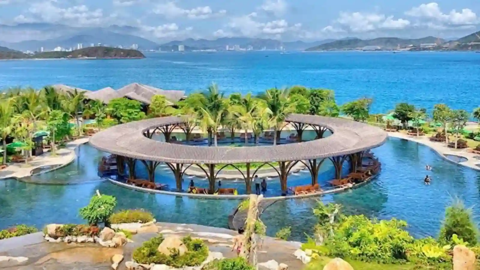 Tour Hòn Tằm Nha Trang 1 ngày